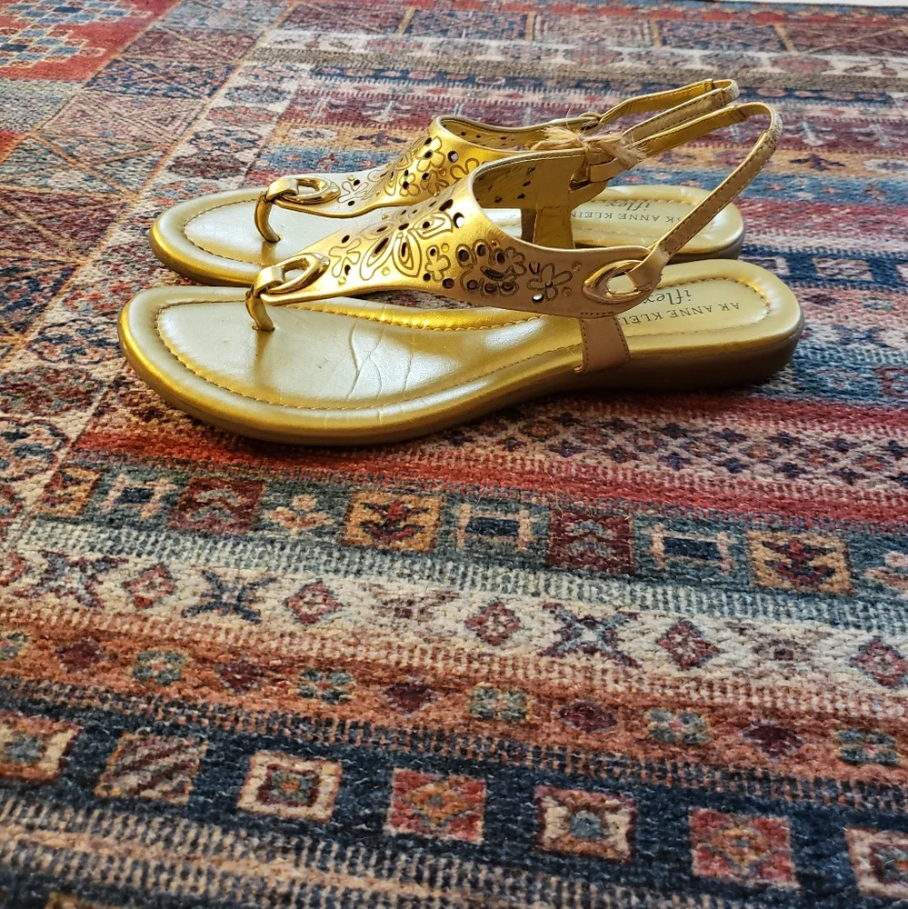 Gold Thong Sandals - Picture 3 of 3